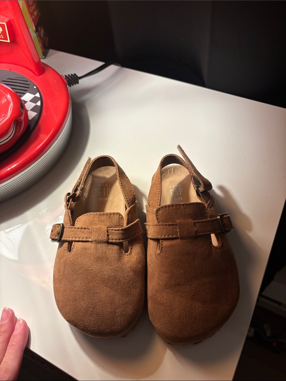 GAP Toddler Brown Suede clogs/birkenstocks/slides